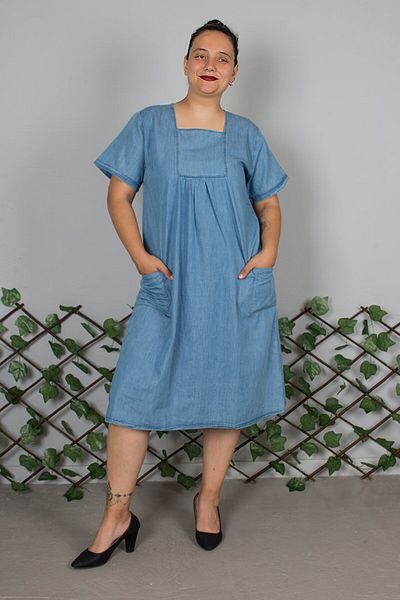 Truva XXL Square Collar Slim Denim Dress – Lightweight and Stylish Summer Design