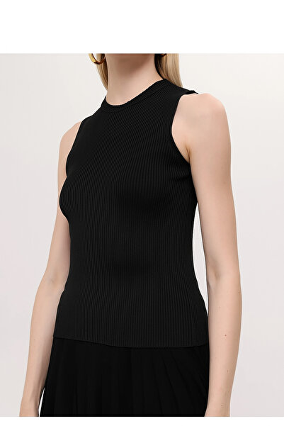 Kırçiçek Γυναικεία πλεκτή μπλούζα με λαιμόκοψη