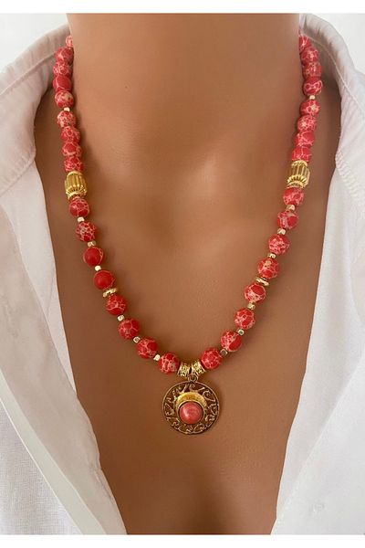 TARZ-I TAKI Natural Stone Red Varasite Stone Lace Tip Design Necklace