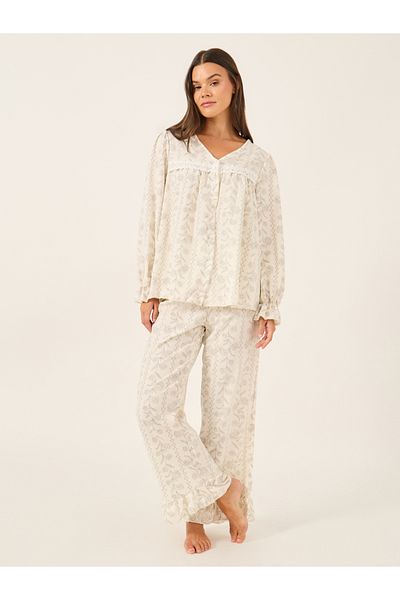 Styli All-Over Floral Print Lace Insert Long Sleeve Top and Ruffle Hem Pyjama Set