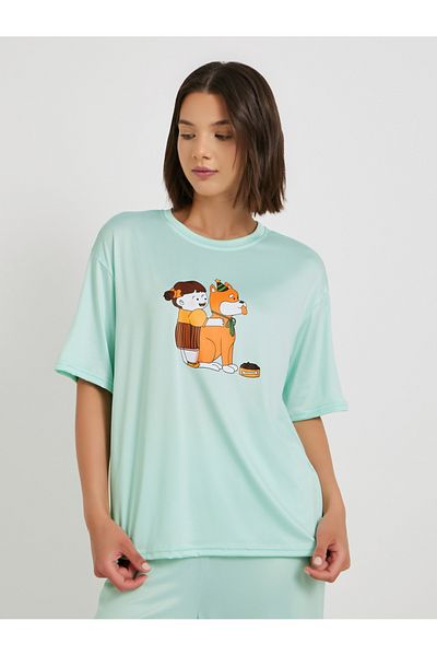 Styli Graphic Print Short Sleeve T-Shirt and Pyjama Set