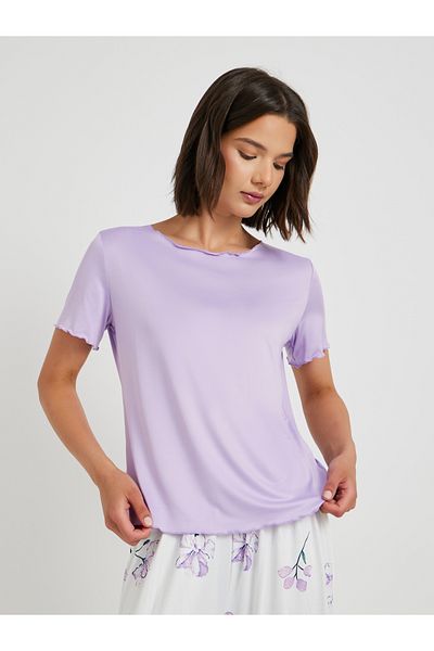 Styli Lettuce Edge Hem T-Shirt and Floral Printed Pyjama Set