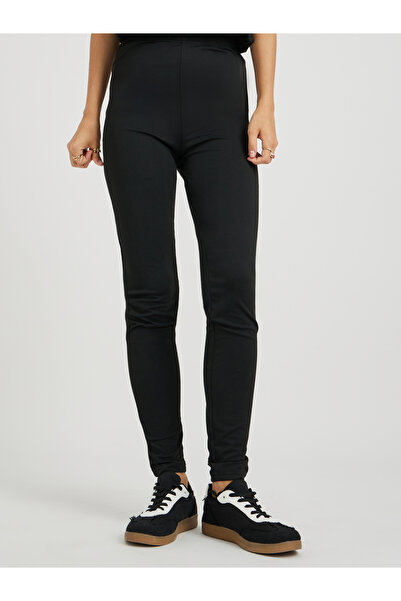 Take Two By Styli Cherry Print Short Sleeve T-Shirt and Leggings Co-Ords