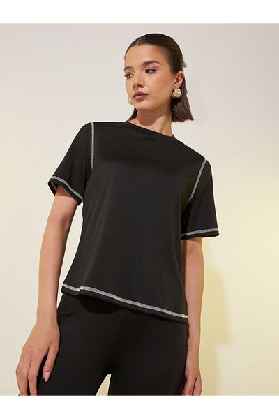 Styli Solid Round Neck T-Shirt and Leggings Set