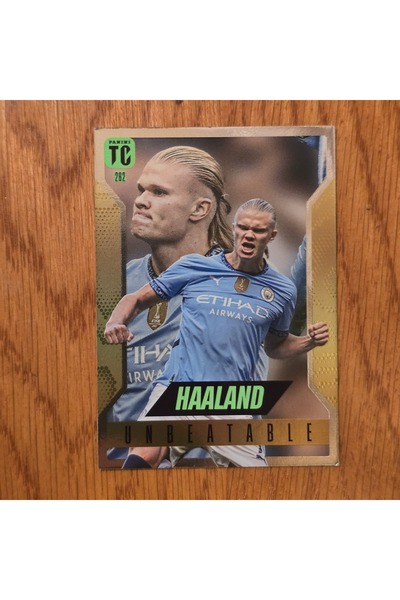 Panini Top Class Unbeatable Erling Haaland Oyun Kartı
