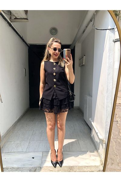 Gözde Tasarım Butik Women's Black Color Gold Button Detail Slim Cut Cycling Collar Lined Classic Vest