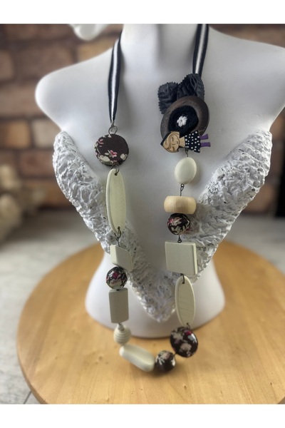 SEDEF TAKI Beyaz el boyaması ahşap boncuklu kolye