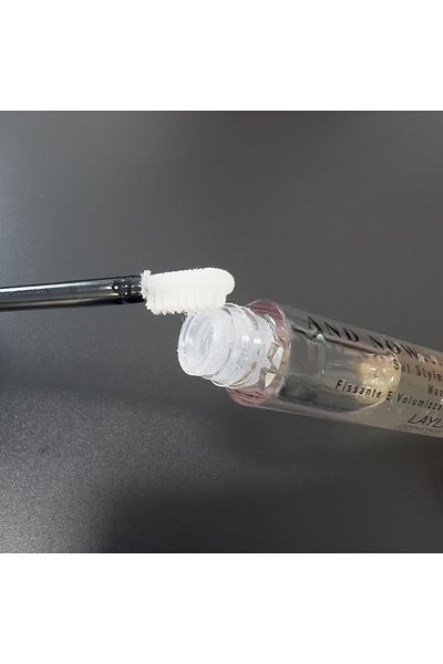 Layla Cosmetics And Now…Brow Gel No 1 - Eyebrow Gel with Lamination Effect