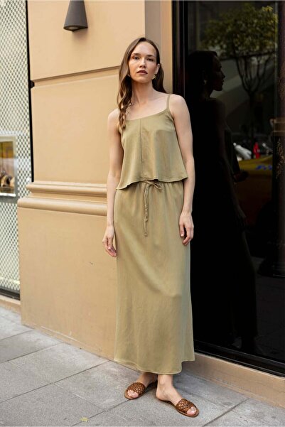 BİRER BLUZĂ KHAKI CU BRETELE ȘI FUSTĂ CU TALIE ELASTICĂ - 51165