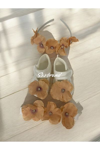 SavBrand Hydrangea Maternity Mother's Crown Bandana and Baby Booties