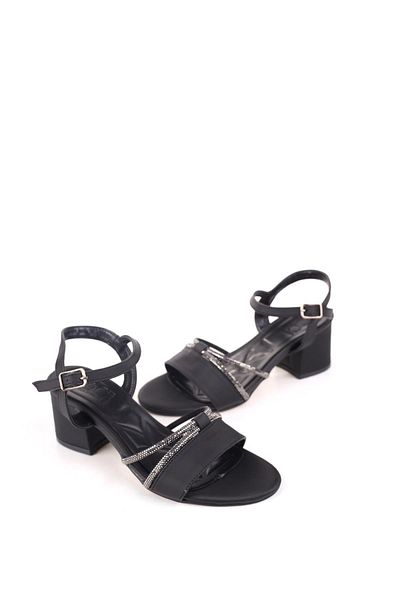 Papuçsepeti Shoe Basket 411 Women's Stone Detailed 6 cm Heeled Sandals Shoes