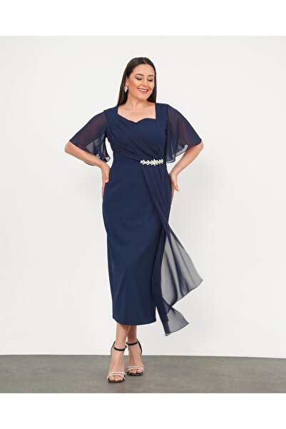 Şirin Butik Γυναικείο βραδινό φόρεμα με λεπτομέρεια σιφόν και πέτρα σε μπλε ναυτικό μεγάλο μέγεθος