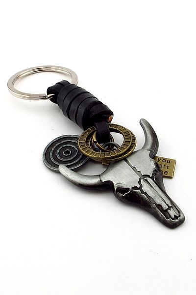 Solfera Buffalo Paint Skull Horn Leather Metal Keychain Kc346