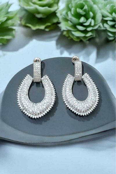 Öze Aksesuar Vip Evening Earrings Complete Jeweler Handworked Anti-Tarnish Jewelry Sallant Wedding Engagement Prom Cube