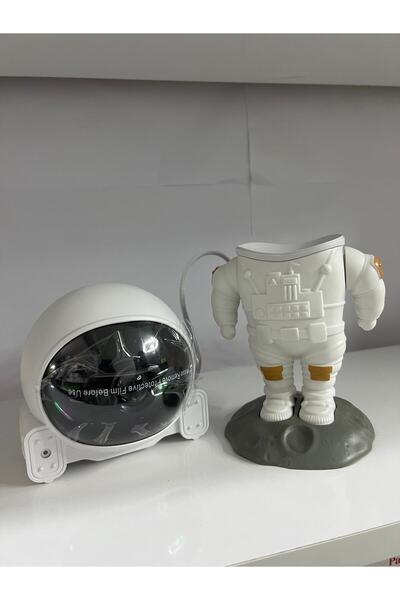YK Design Uzaktan kumandalı Astronot LED Galaxy Projektör