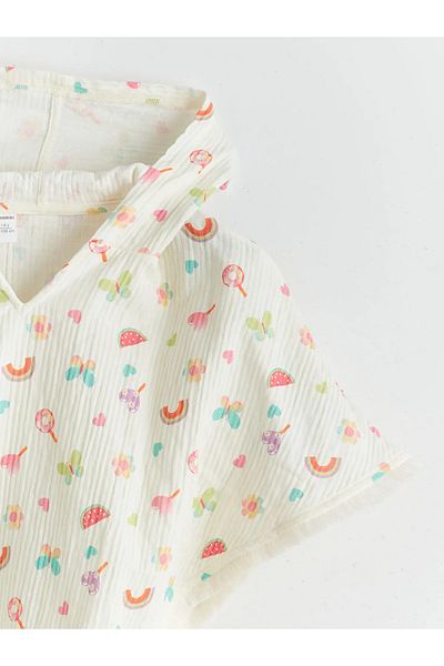 LC Waikiki Hooded Printed Girl's Beach Towel