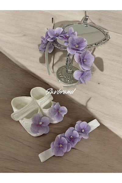 SavBrand Mother's Crown, Baby Booties and Bandana Special Set of 3