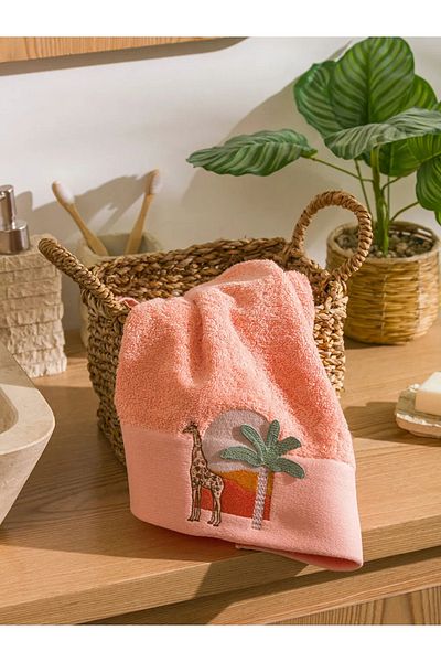 LC Waikiki Lcw Home Coral Embroidered Cotton Face Towel 50X80 cm