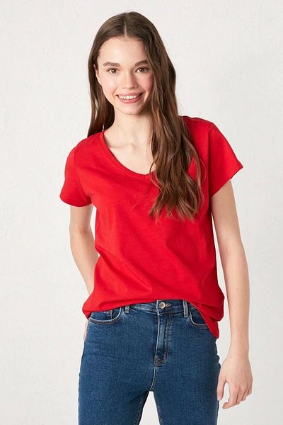 LC Waikiki Lc Waiki Women's Red T-Shirt V Neck Solid Short Sleeve Basic from Your Fashion Style