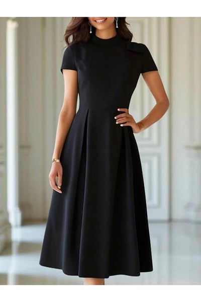 Masspera Half Turtleneck Short Sleeve Pleated Midi Dress
