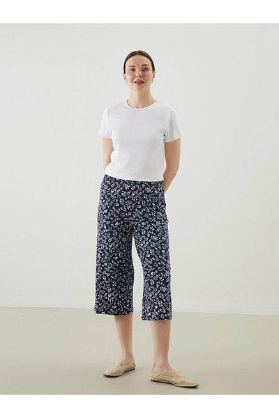 LC Waikiki Grace Mixed Floral Women's Capri with Elastic Waist