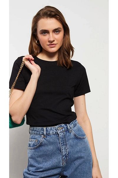 LC Waikiki Lc Waiki Basic Crew Neck Plain Short Sleeve Women's T-Shirt