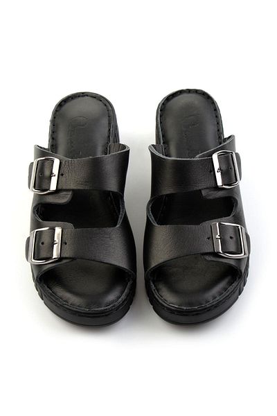 Bambi Black Leather Women's Slippers K04763995003
