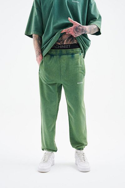 Machinist Men's Relaxed Washed Oil Green Sweatpants