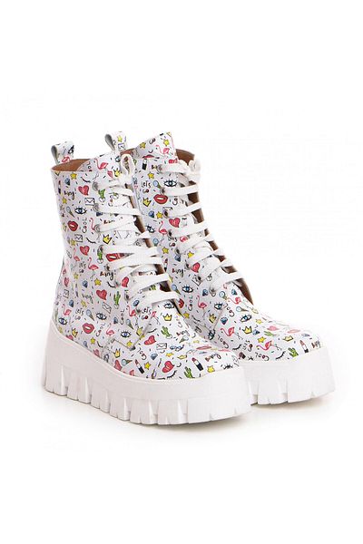 Vanilla Days Cool Boots Natural Leather Colorful Details