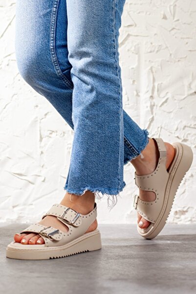 Adım Adım Γυναικεία μεταλλικά πέδιλα με διπλή πόρπη