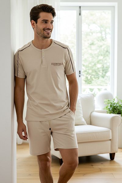 Trendyol Collection Σετ πιτζάμες με μπεζ κουμπιά και πλεκτό σορτς - TMNSS25PT00005