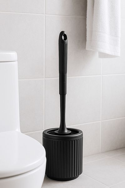 Sas Haus Комплект за баня Lines Series Black, 5 части: овални акрилни кошчета за боклук с обем 4 литра, сапунерка и държач за четка