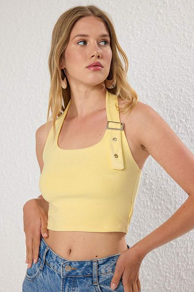 Trendyol Collection Ανοιχτό κίτρινο λαιμόκοψη με λεπτομέρεια πλεκτή μπλούζα TWOSS24BZ00580