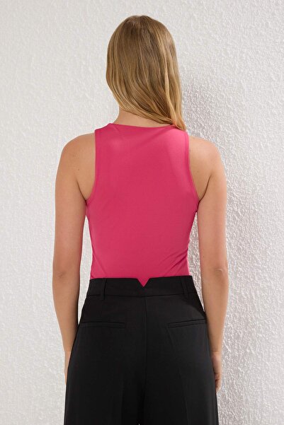 Trendyol Collection Světle růžový Halter límec Bodycon Stretchy Spodní zapínání Pletené body TWOSS20BD0044