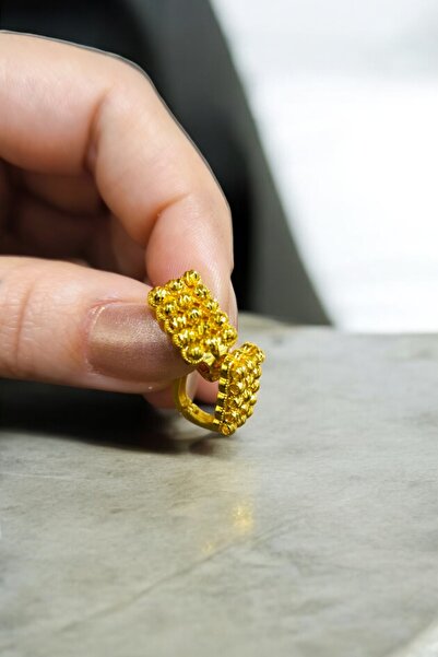 BEYZA DERELİ TAKI AKSESUAR 22 Ayar Fiziki Altın Kaplama Klipsli Dorikalı Küpe