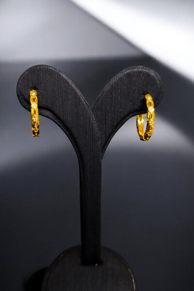 BEYZA DERELİ TAKI AKSESUAR 22 Ayar Fiziki Altın Kaplama Zirkon Taşlı Halka Küpe