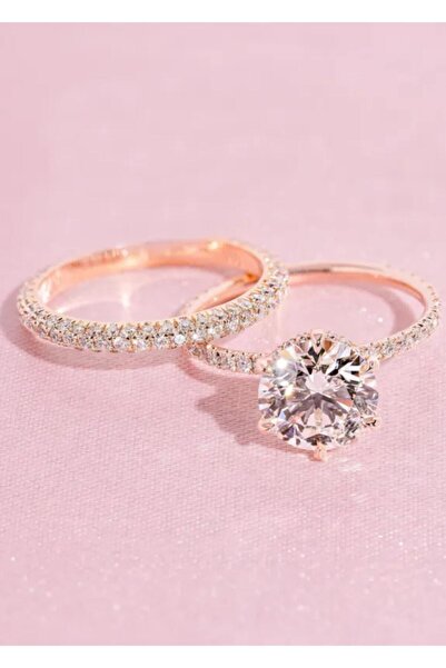 Crystal Diamond Zirconia Işıklı Kutuda Rose Tamtur Ve Tektaş Yüzük