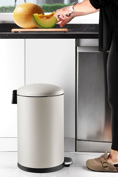 Prima Nova Bombe Lid Trash Can 30 Lt Matte Beige - Black Inside