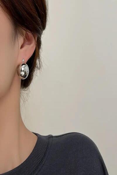 DEMOKAN Kadın Küpe Vip Kararmaz İçi Boş Zirkon Top Küpe