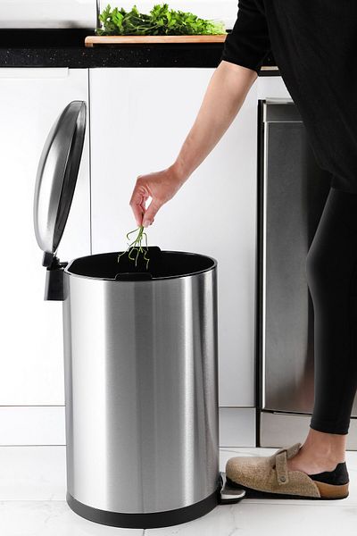 Prima Nova Κάδος απορριμμάτων με καπάκι καμπύλης 30 Lt Chrome - Εσωτερικό μαύρο