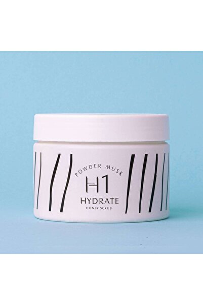 Hydrate مجموعة برائحة مسك الباودر , كريم مرطب و مقشر للجسم