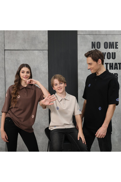 ALANAQA Unisex Oversized T-Shirt