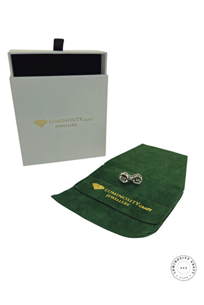 Luminosity Graft 925 Ayar Gümüş Vintage Çiçek Küpe – Retro Zarafet, Nostaljik ve Şık Tasarım