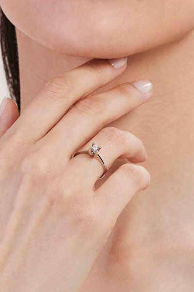 Altınbaş Kadın Pırlanta Tektaş Yüzük