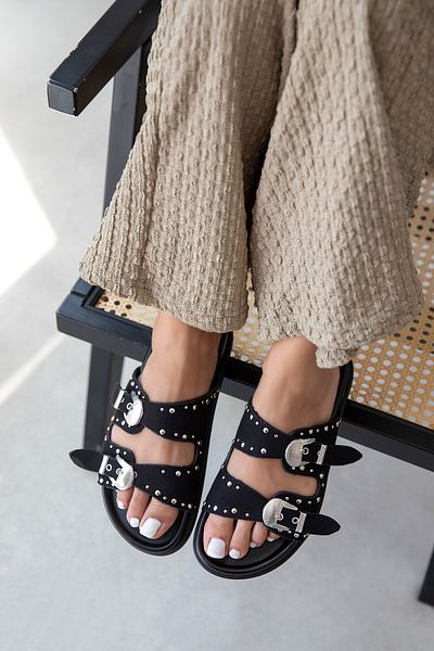 STRASWANS Gavi Women's Drop Detail Daily Comfort Suede Slippers Black