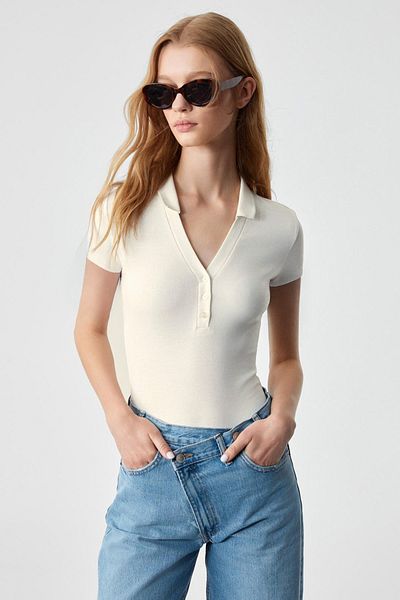JustMORE Apaj Collar Short Sleeve Snap Body Blouse