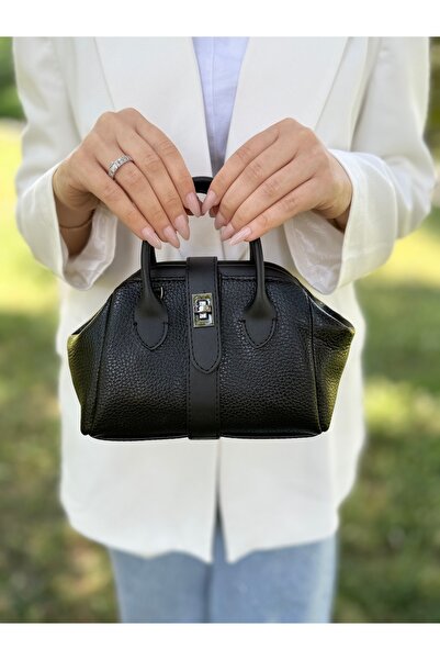 DEV 3 ADAM Nçs Black Mini Women's Hand and Shoulder Bag - Minimal of Elegance (En:18~Boy:13)