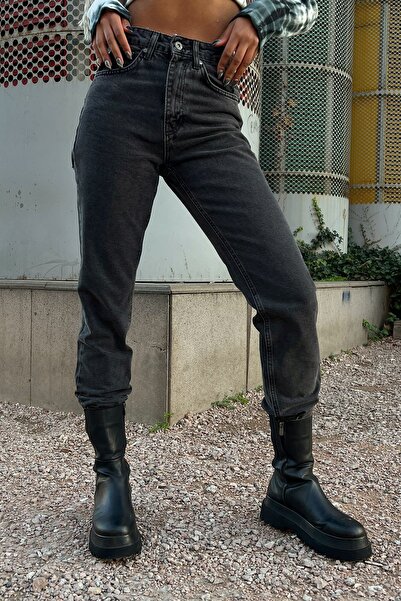 Flaw Wear Ripped Detail Acid Wash Jean