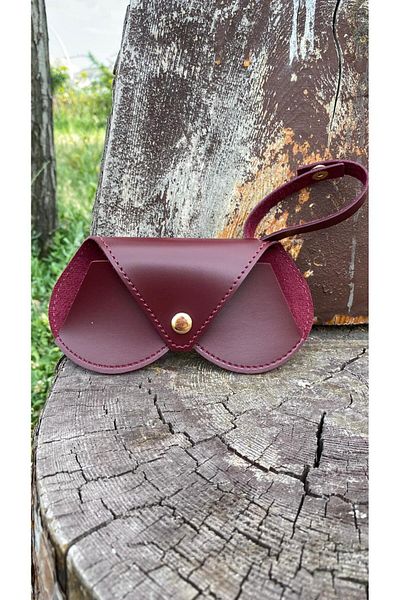 Atölyezümra Hanging Glasses Case Heart Model (Claret Red)