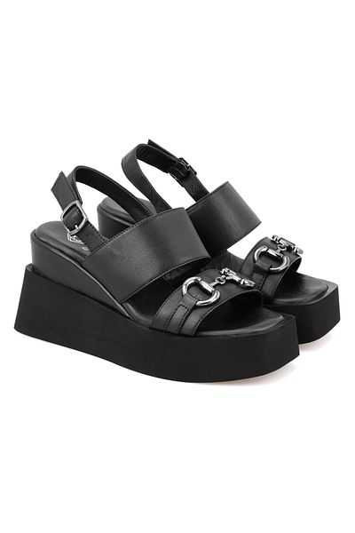 Desa Linda Black Women's Padded Leather Sandals